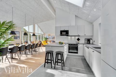 Køkkenet i luksushus nr. 568 er godt indrettet.