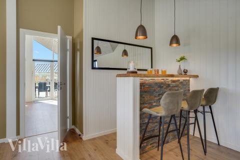 De lækre sommerhuse byder blandt andet på bar som denne i luksushus 558 i Vestjylland