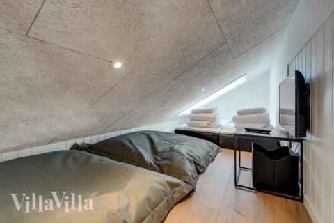 Den store hems i luksushus nr. 558 til 18 personer