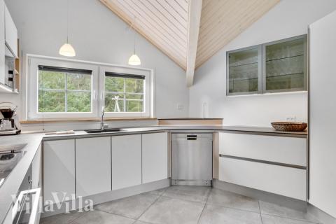 Velindrettet køkken i luksushus nr. 570 i Vestjylland.