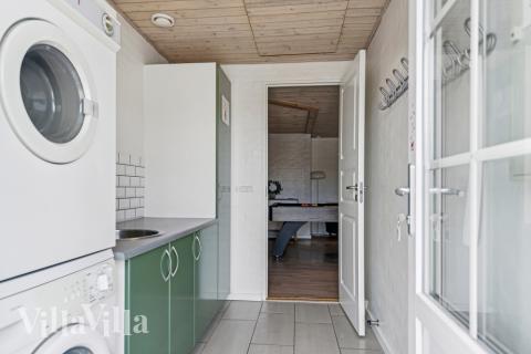 Den rummelige entre i luksushus nr. 572 i Vestjylland