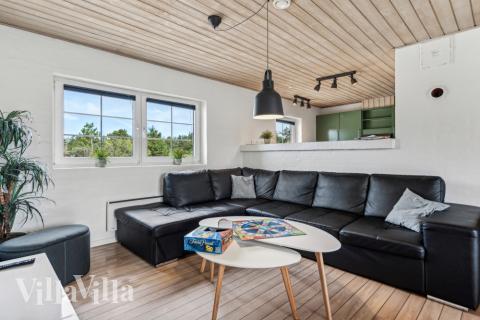 Sofahjørnet i luksushus 572 i Vestjylland.