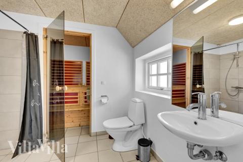 Luksushus nr. 575 er blandt andet udstyrret med en dejlig sauna.