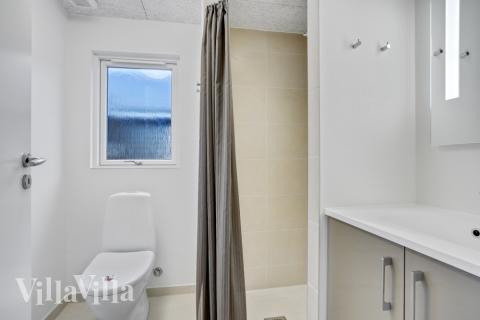 Ét af badeværelserne i luksushus nr. 553