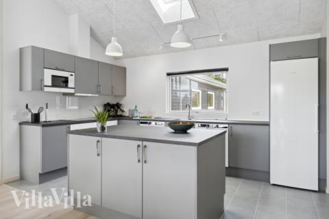 Køkkenet i luksushus nr. 577 er godt indrettet.