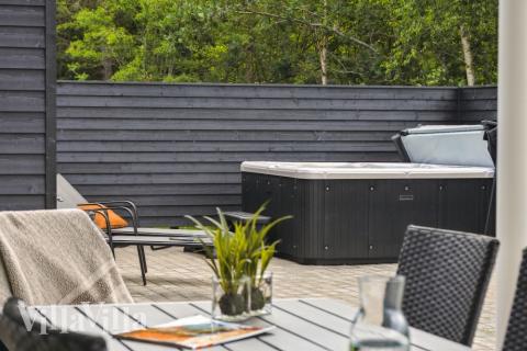 Slap af i spaen i luksushus nr. 577 i Nordjylland.