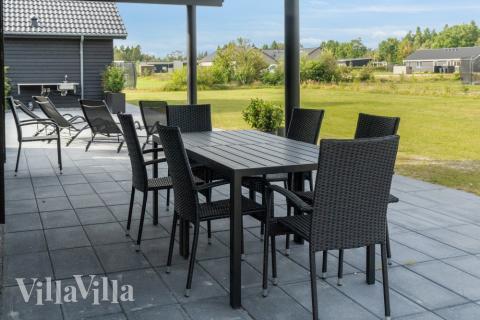 Stor terrasse ved luksushus nr. 554 i Vestjylland.