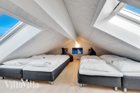 Nogle af de 16 sovepladser findes på hemsen i luksushus nr. 560