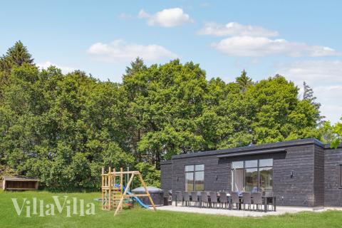 Dette skønne spahus nr. 581 med plads til 16 personer ligger i Østjylland