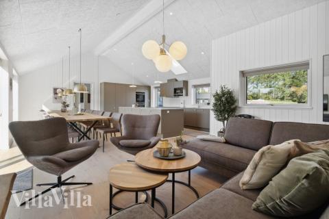 Sofahjørnet i luksushus 596 i Sydjylland.