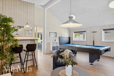 Ud over de mange timer, man kan bruge i husets pool-afdeling, så byder luksushus 597 også på billard/bordtennis og dart