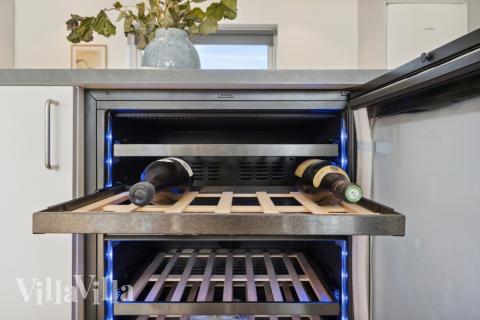 Køkkenet i luksushus nr. 597 er godt indrettet.