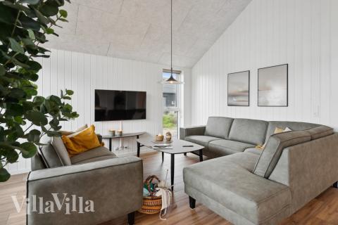 Sofahjørnet i luksushus 599 i Sydjylland.