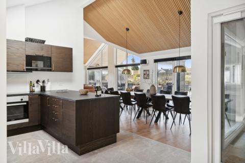 Køkkenet i luksushus nr. 584 er godt indrettet.