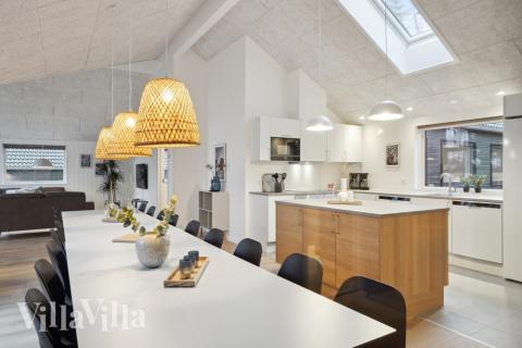 Opholdsrum med plads til 18 i luksushus nr. 752.