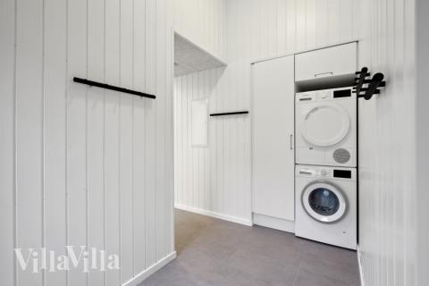 Den rummelige entre i luksushus nr. 752 i Tyskland