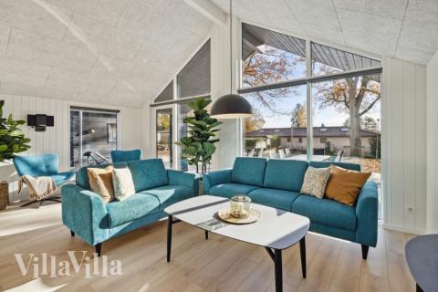 Sofahjørnet i luksushus 753 i Tyskland.