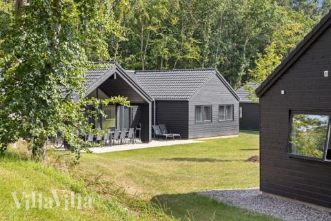 Flot sommerhus nr. 756 med god plads til op til 16 personer