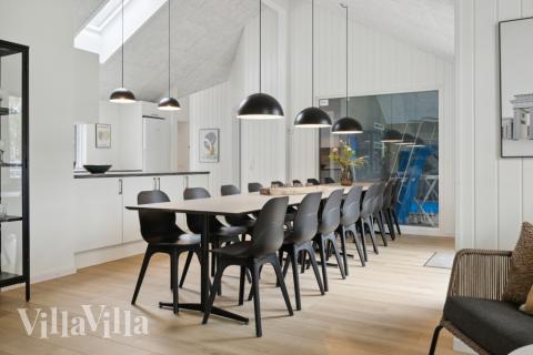 Det store lyse opholdrum i luksushus nr. 757 til 16.