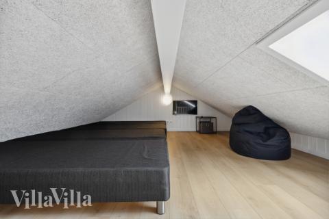 Nogle af de 16 sovepladser findes på hemsen i luksushus nr. 757