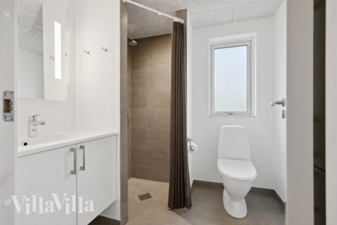 Ét af badeværelserne i luksushus nr. 757