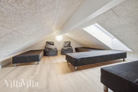 Nogle af de 22 sovepladser findes på hemsen i luksushus nr. 758