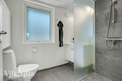 Ét af badeværelserne i luksushus nr. 548