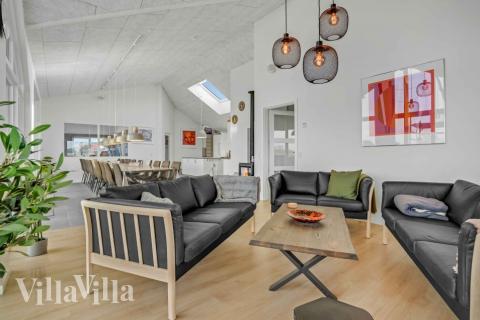 Sofahjørnet i luksushus 548 i Fyn og øer.