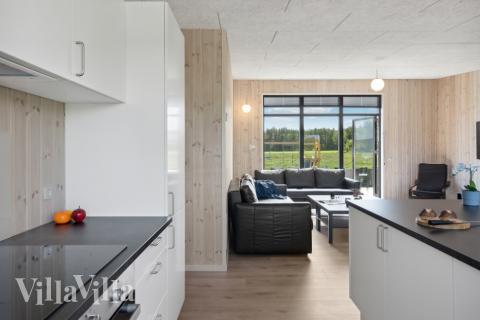 Køkkenet i luksushus nr. 604 er godt indrettet.