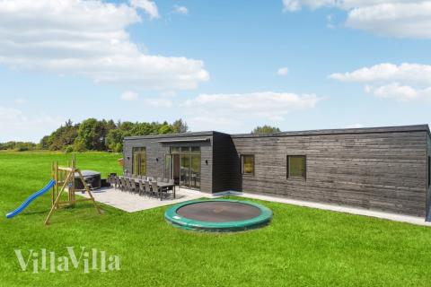 Dette skønne spahus nr. 604 med plads til 16 personer ligger i Østjylland