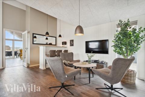 Ud over de mange timer, man kan bruge i husets pool-afdeling, så byder luksushus 609 også på billard/bordtennis og dart