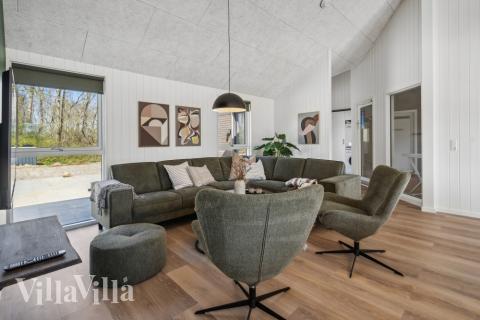 Sofahjørnet i luksushus 612 i Sydjylland.