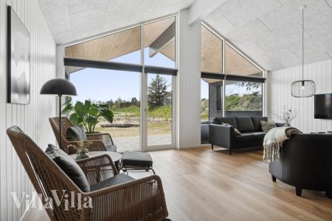 Aktivitetsrum i luksushus nr. 615 med 12 soveværelser og plads til 30 personer.