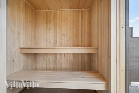 Nyd varmen i saunaen i luksushus nr. 617 til 14 personer