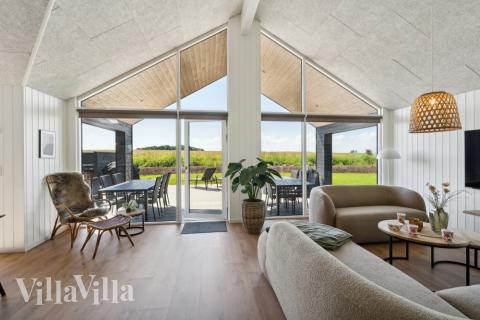 Sofahjørnet i luksushus 618 i Fyn og øer.