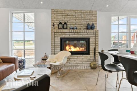 Opholdsrum med plads til 20 i luksushus nr. 629.