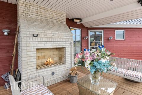 Nyd en grillaften på terrassen i luksushus nr. 629 i Sydjylland