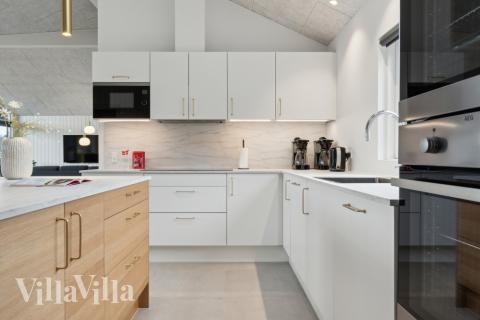 Velindrettet køkken i luksushus nr. 634 i Nordjylland.