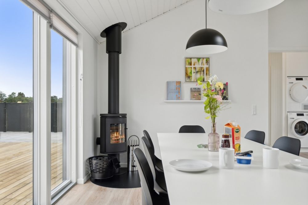 Sommerhus med 4 soveværelser og plads til 8 personer