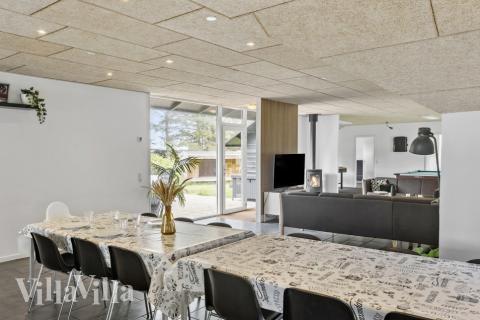 Køkkenet i luksushus nr. 637 er udstyrret, så I let kan lave mad til 24 personer.