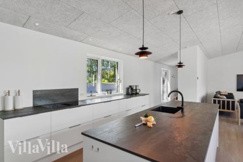 Køkkenet i luksushus nr. 641 er godt indrettet.