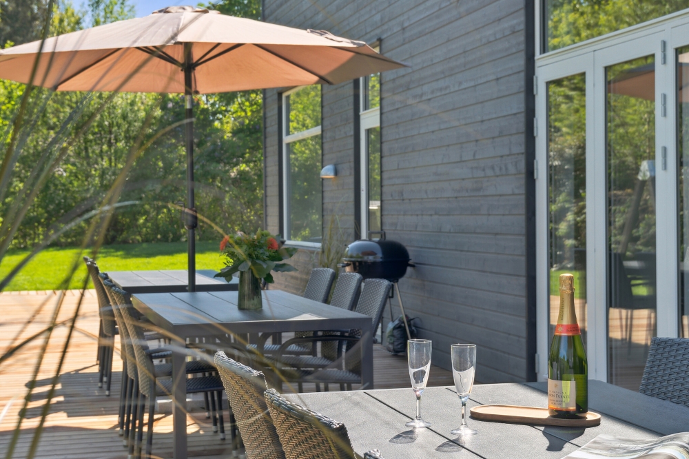 Nyd en grillaften på terrassen i luksushus nr. 641 i Nordsjælland