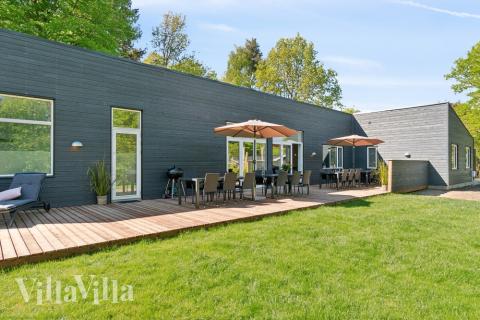 Luksushus nr. 641 har en dejlig terrasse med gode havemøbler til 20 personer.