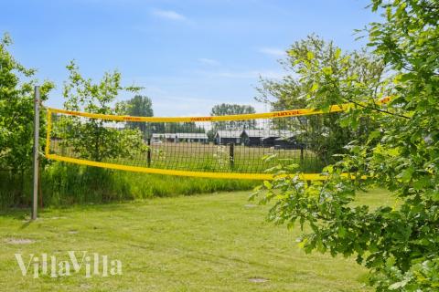 Ude-aktiviteter omkring sommerhus nr. 642.