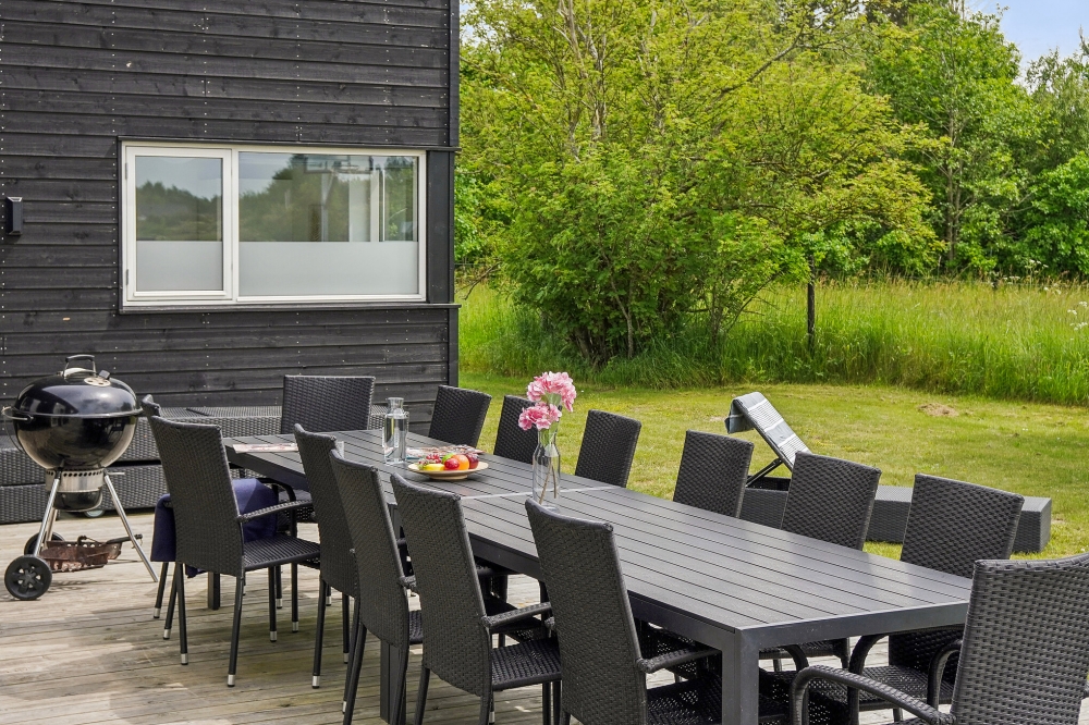 Luksushus nr. 642 har en dejlig terrasse med gode havemøbler til 16 personer.