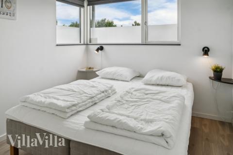 Et af de 6 soveværelser i luksushus nr. 642