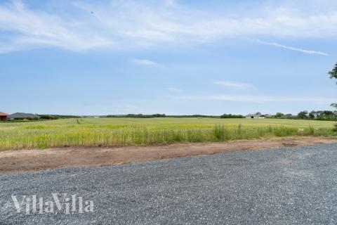 Det skønne område Limfjorden indbyder til et ophold i luksushus nr. 645.