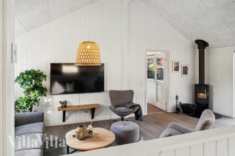 Sofahjørnet i luksushus 646 i Nordsjælland.