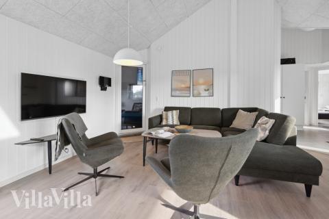 Sofahjørnet i luksushus 824 i Østjylland.