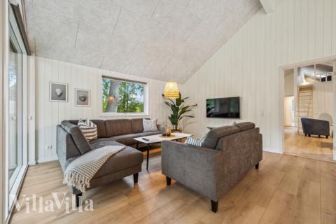 Sofahjørnet i luksushus 826 i Østjylland.